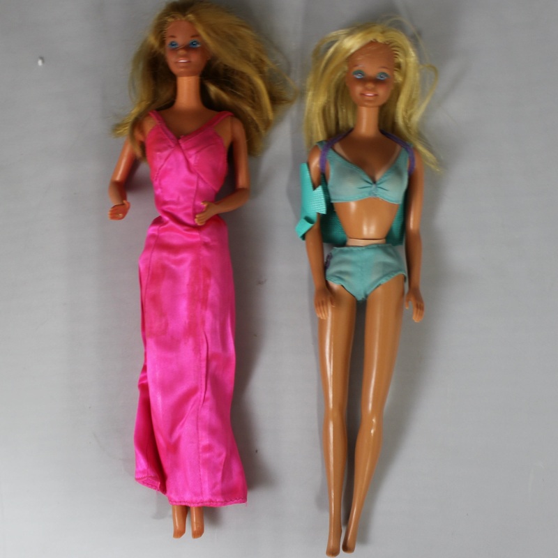 Lot of 2: Vintage 1966 Twist N Turn Barbies | No box