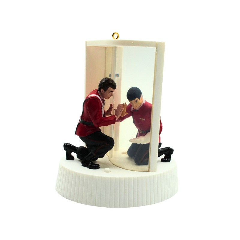 Hallmark Ornament: 2015 The Needs of the Many | QXI2587 | Star Trek