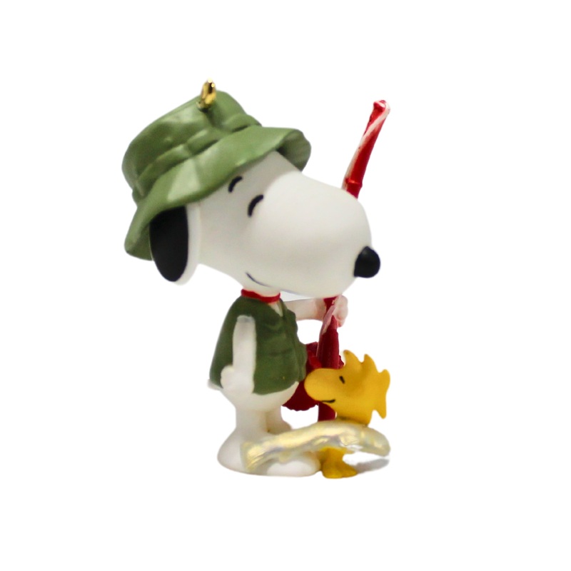 Hallmark Ornament: 2012 Fisherman Snoopy | QX8051