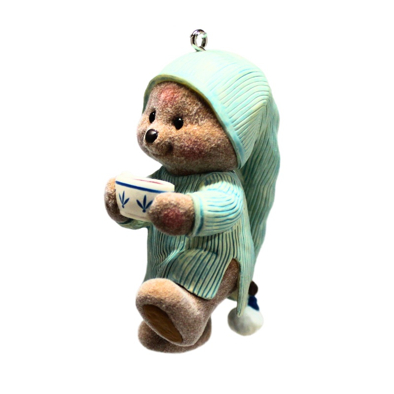 Hallmark Ornament: 2016 Comfy and Cozy | QX9171