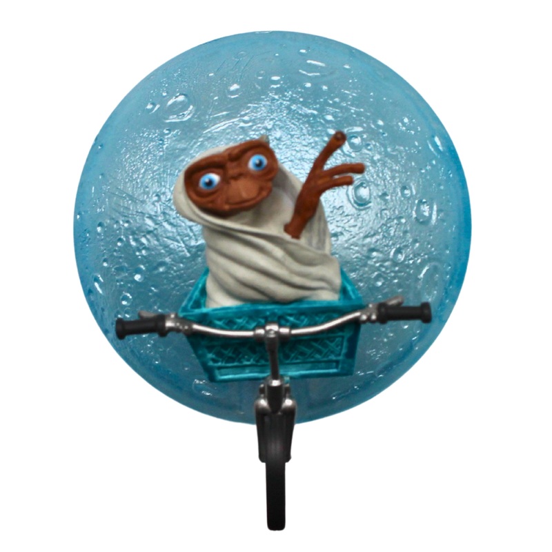 Hallmark Ornament: 2002 E.T. the Extra-Terrestrial | QXI5333