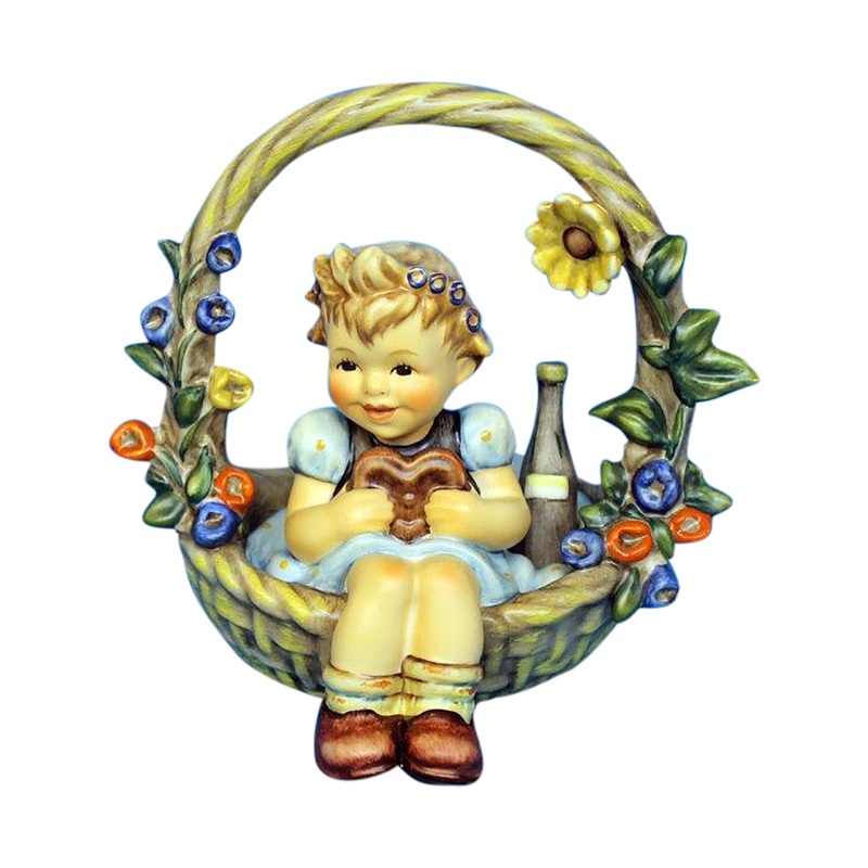 Hummel Figurine: A Basket of gifts - 618