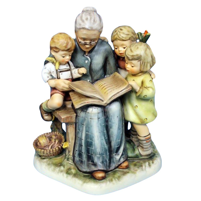 Hummel Figurine: A Story From Grandma - 620