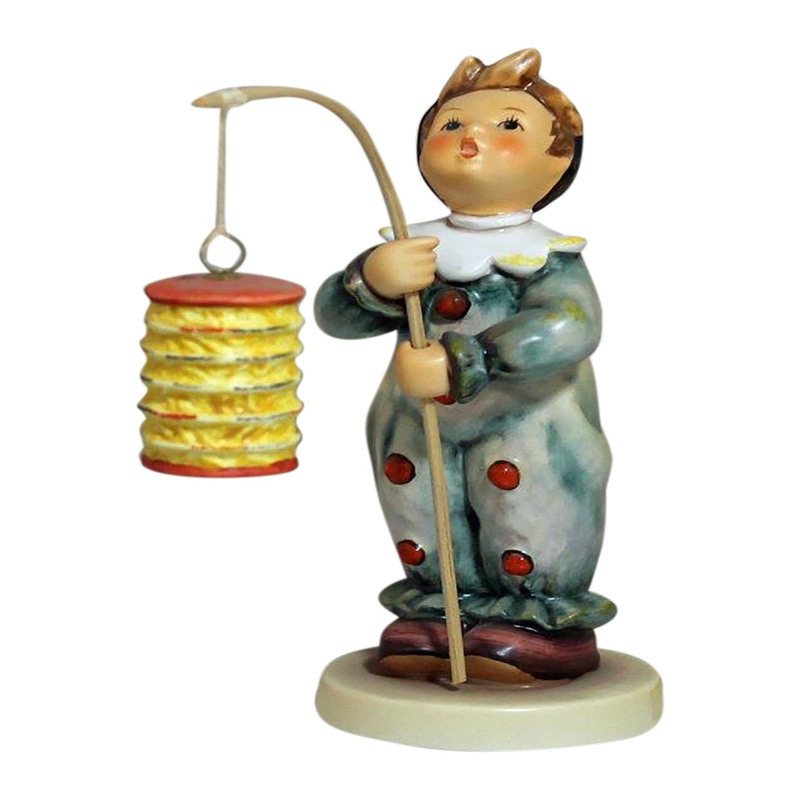 Hummel Figurine: Parade of Lights - 616