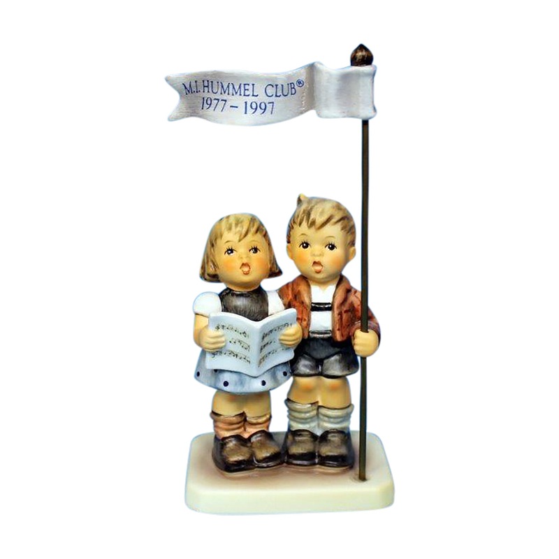 Hummel Figurine: Celebrate with Song - 790