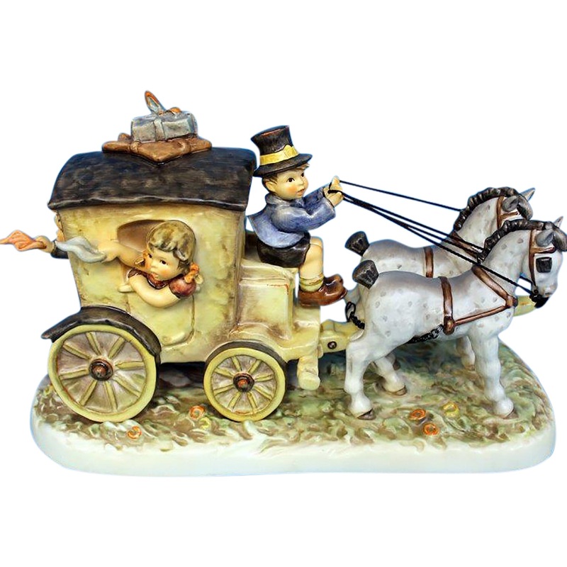 Hummel Figurine: Fond Goodbye - 660