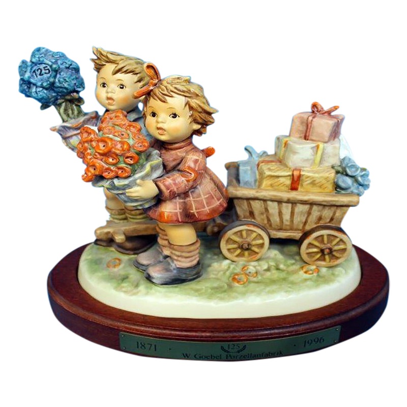 Hummel Figurine: Love's Bounty - 751