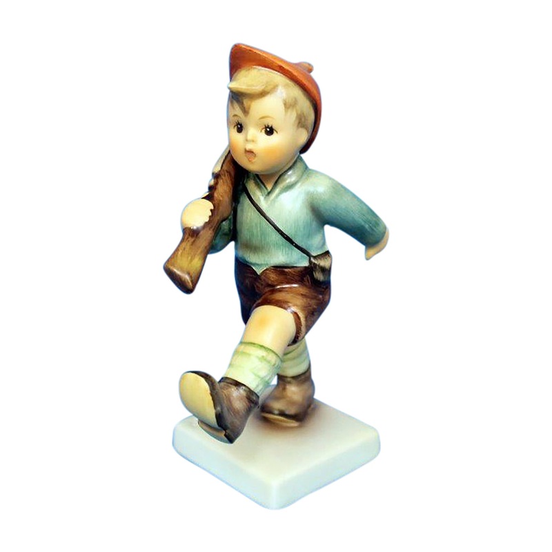 Hummel Figurine: On Parade - 720