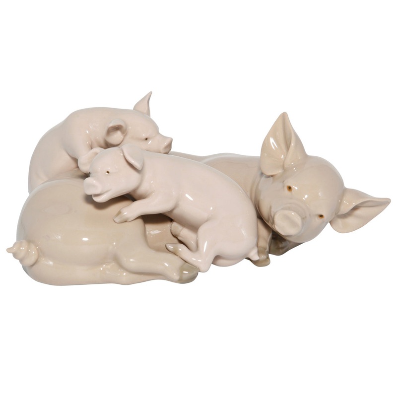 Lladr Figurine: 5228 Playful Piglets