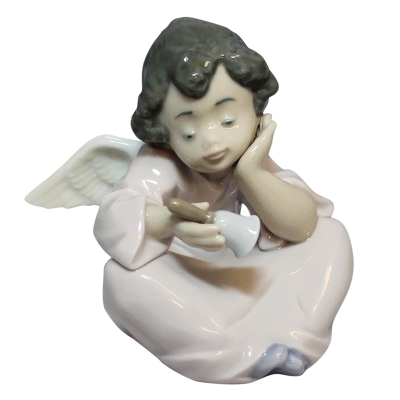 Lladr Figurine: 5723 Heavenly Chimes