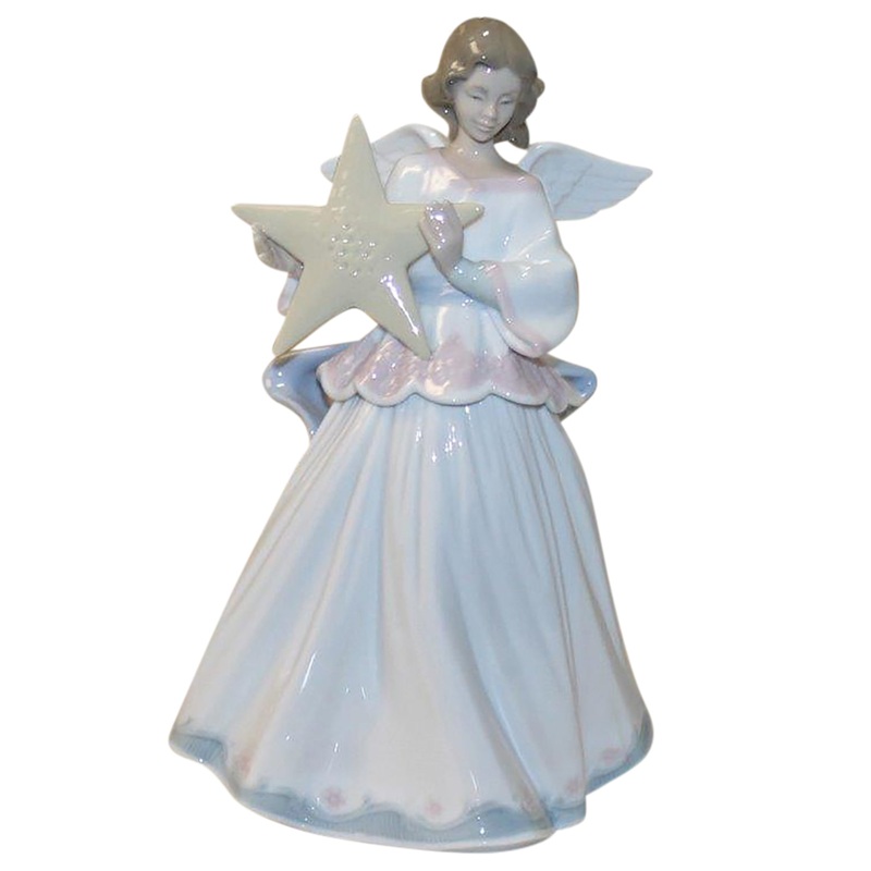 Lladr Figurine: 6132 Angel of the Stars
