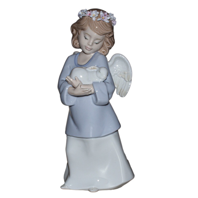 Lladr Figurine: 6856 Heavenly Love