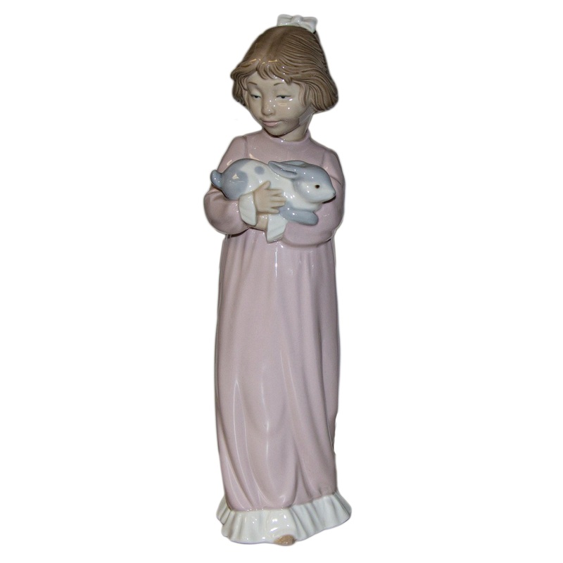 Lladr Figurine: Nao 0695 Girl Patting Rabbit