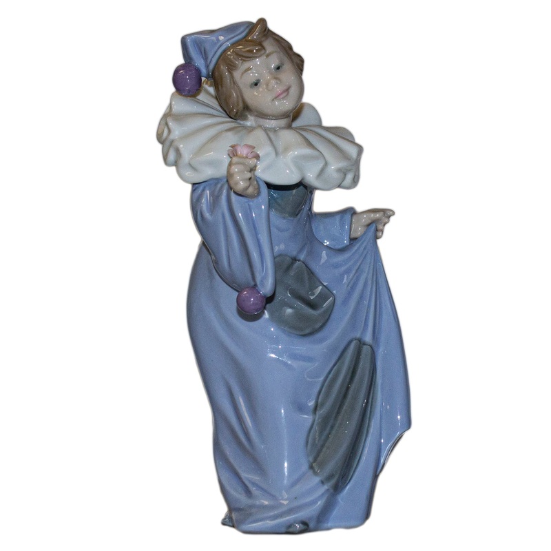 Lladr Figurine: Nao 1094 Circus Dreamer
