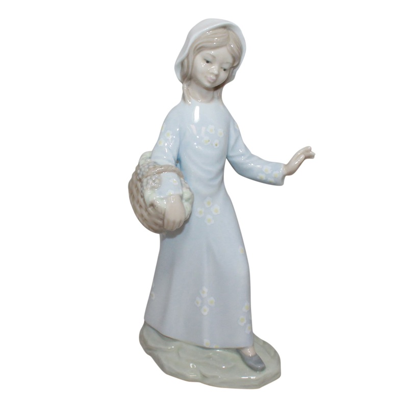 Lladr Figurine: Zaphir 675 From the Vineyard