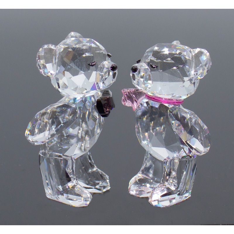 Swarovski Crystal: 1114098 The First Kiss