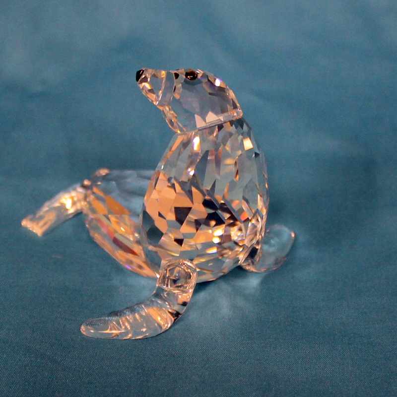 Swarovski Crystal: 679592 Mother Sea Lion