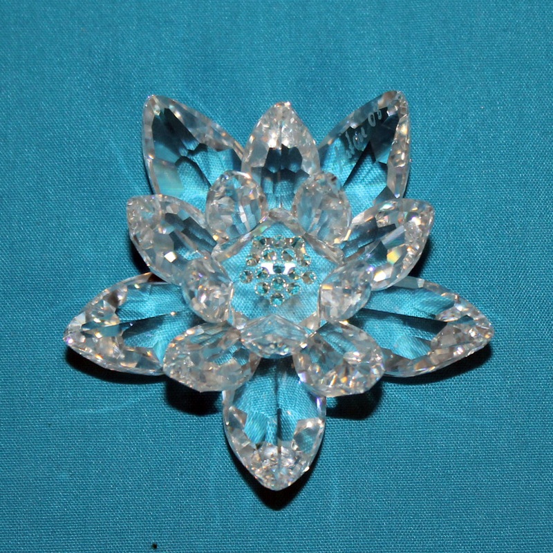 Swarovski Crystal: 838181 Waterlily