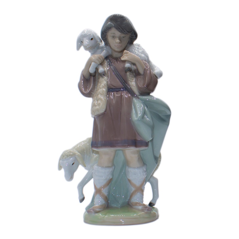 Lladr Figurine: 5485 Shepherd Boy