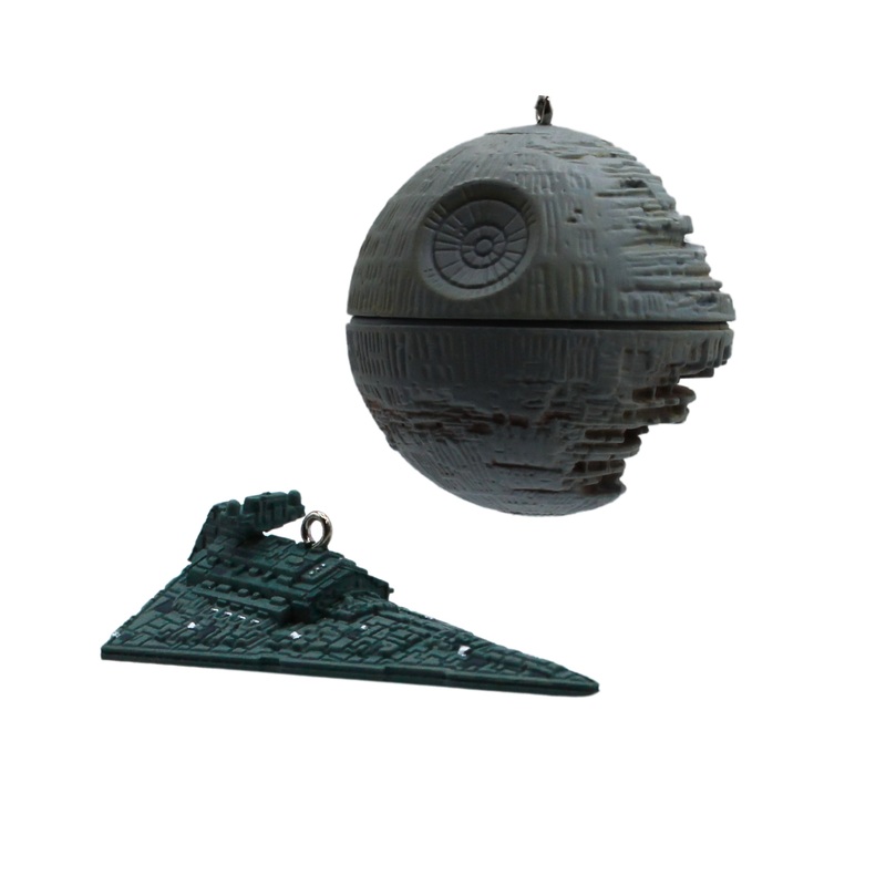 Hallmark Ornament: 2008 The Death Star and Star Destroyer | QXM8151