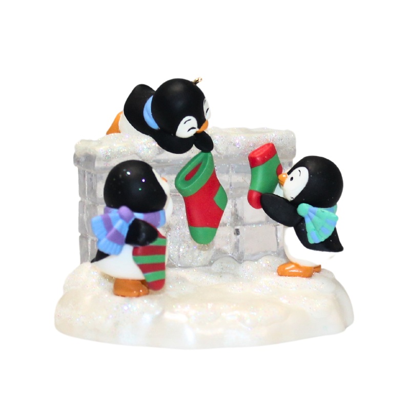 Hallmark Ornament: 2010 A Fishy Wish | QXG7633