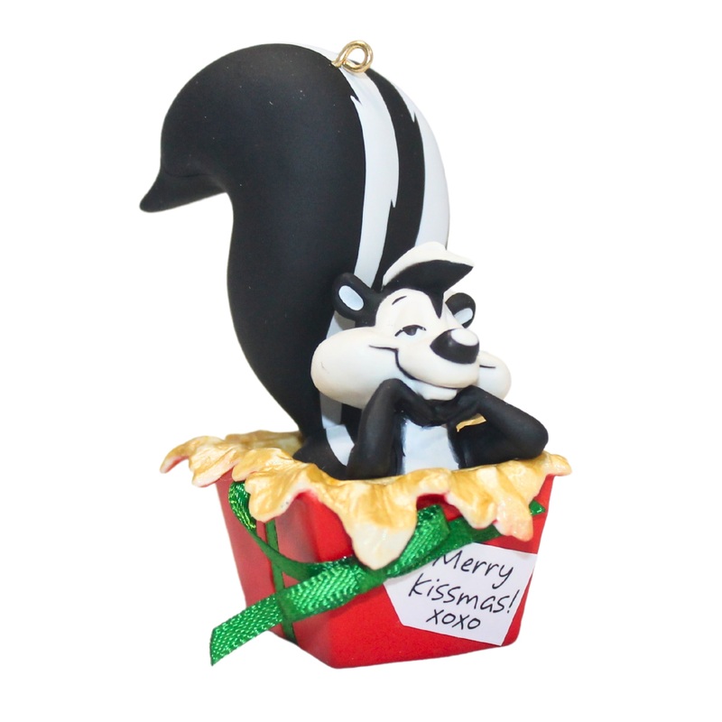 Hallmark Ornament: 2013 Zee Perfect Gift | QXI2025 | Looney Tunes