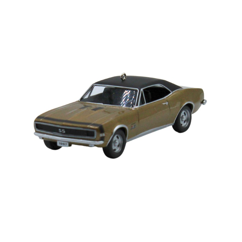 Hallmark Ornament: 2017 Chevrolet Camaro RS/SS - 1967 | QXI3205