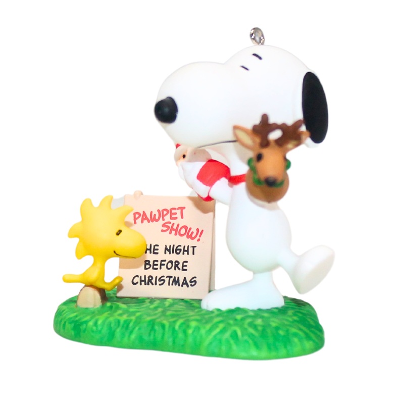 Hallmark Ornament: 2021 Snoopy's Pawpet Show | QXI7312 | Peanuts