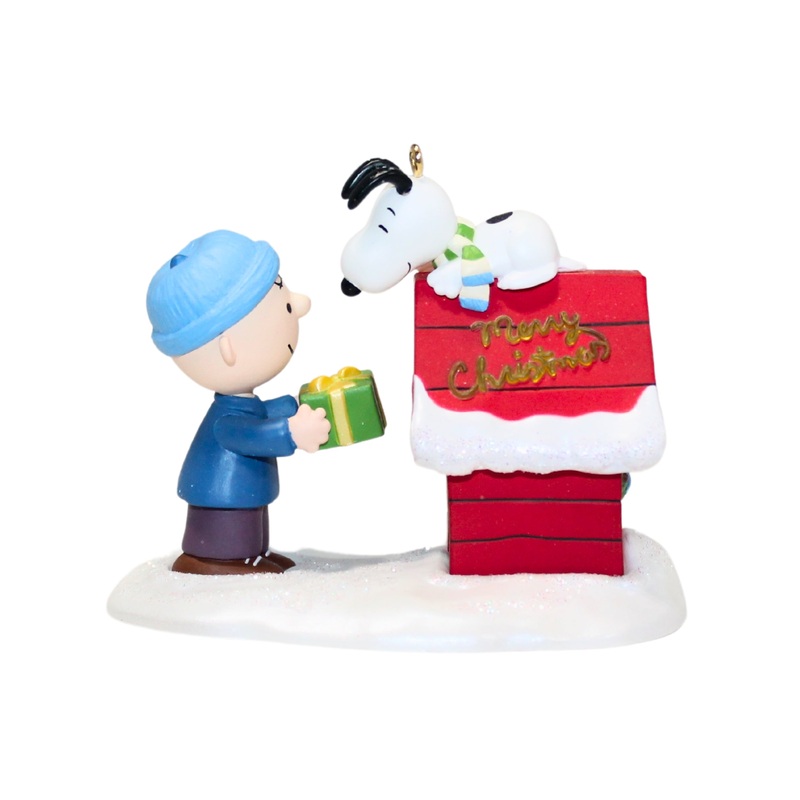 Hallmark Ornament: 2004 Merry Christmas, Snoopy! | QXI4081 | Peanuts