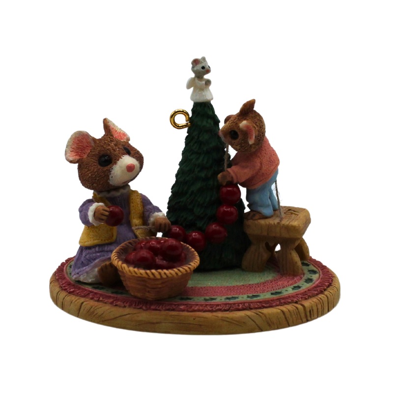 Hallmark Ornament: 1997 The Perfect Tree | QX6572