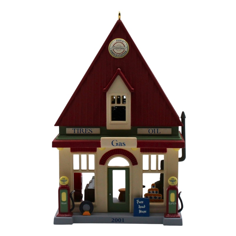 Hallmark Ornament: 2001 Service Station | QX8045