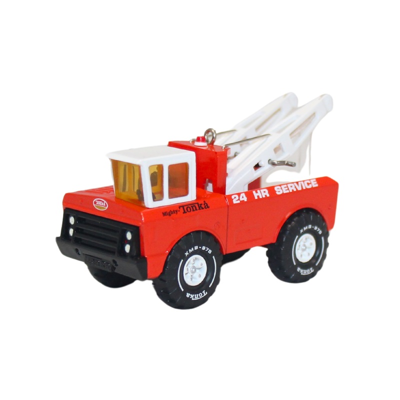 Hallmark Ornament: 2005 Mighty TONKA Wrecker | QXI6255
