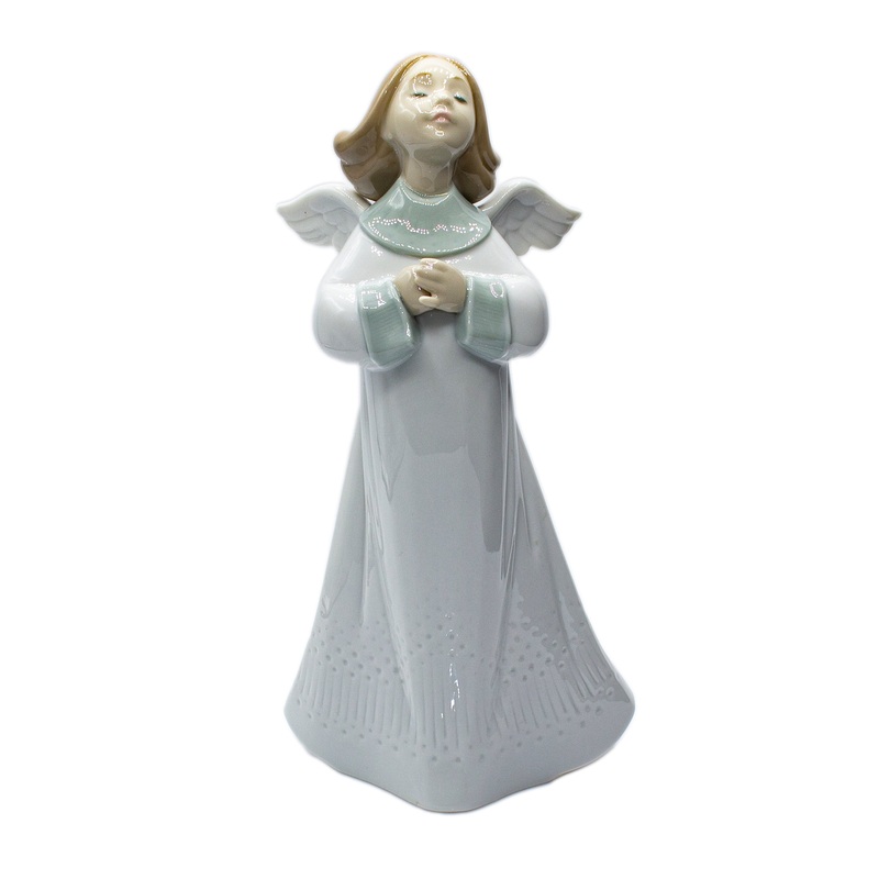 Lladr Figurine: 6788 An Angel's Wish