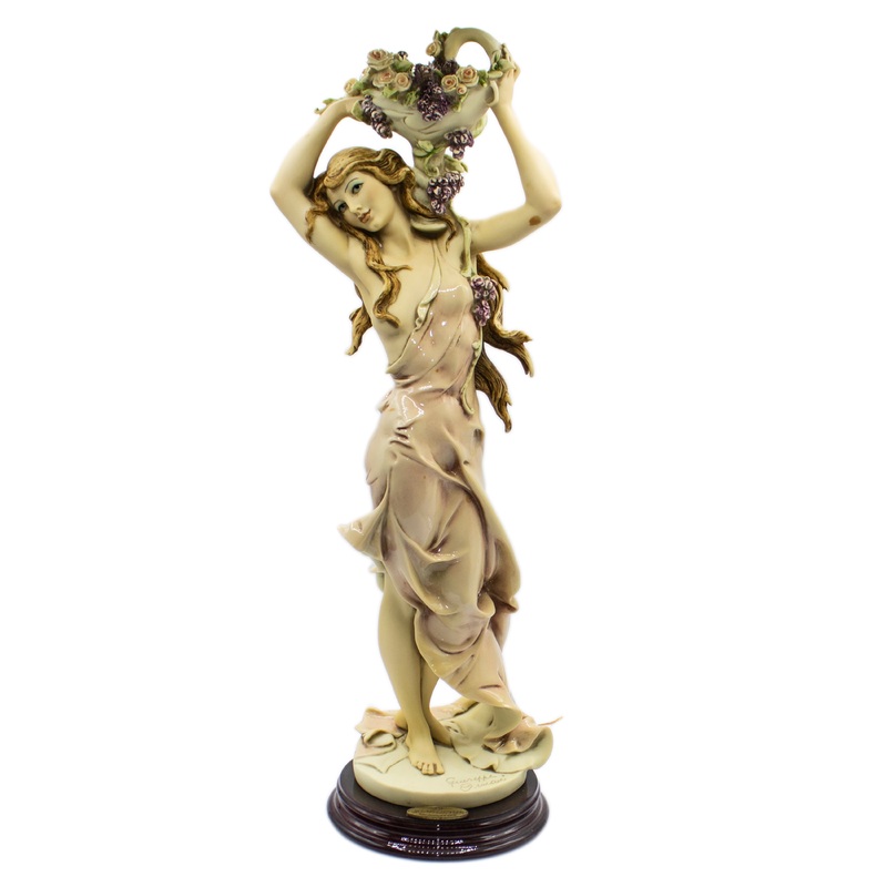 Giuseppe Armani Figurine: 0882c Lilac & Roses