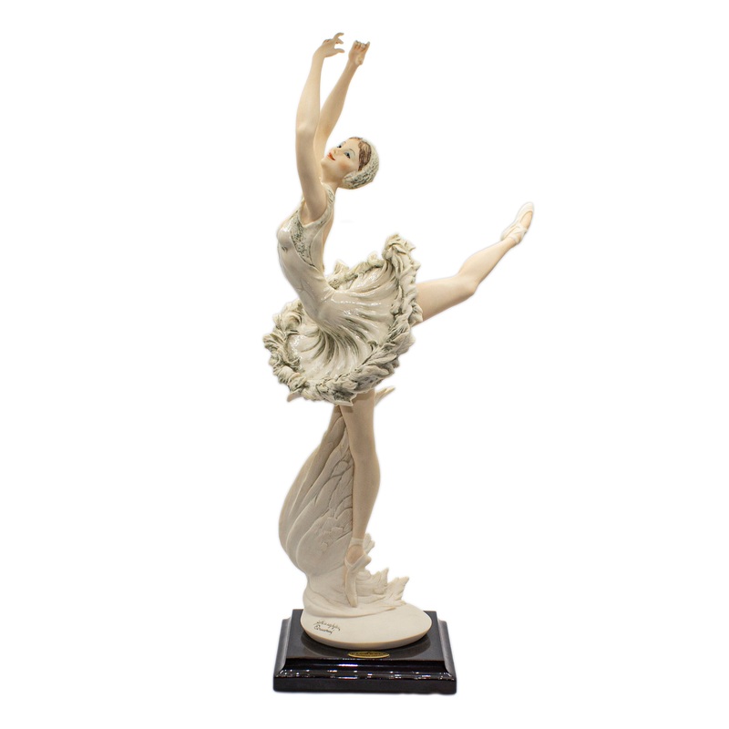 Giuseppe Armani Figurine: 1447c Swan Lake
