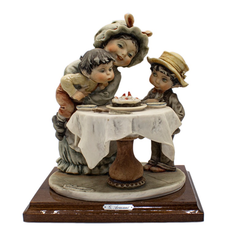 Giuseppe Armani Figurine: 3861 Sons Birthday