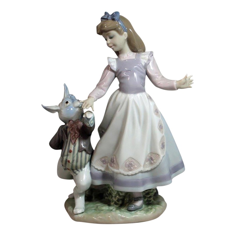 Lladr Figurine: 5740 Alice in Wonderland