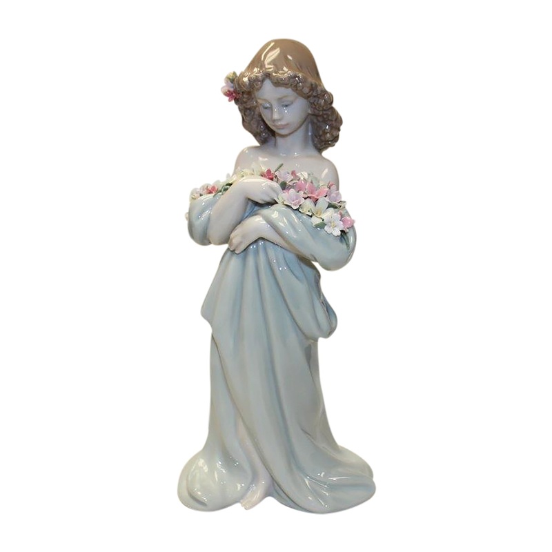 Lladr Figurine: 6346 Petals of Love