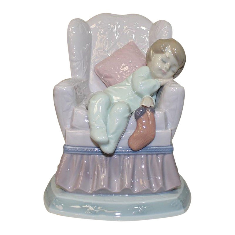 Lladr Figurine: 6667 Visions of Sugarplums