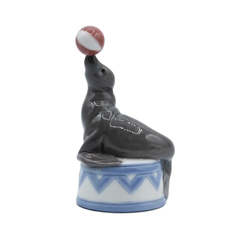 Lladr Figurine: 5392 Balancing Act
