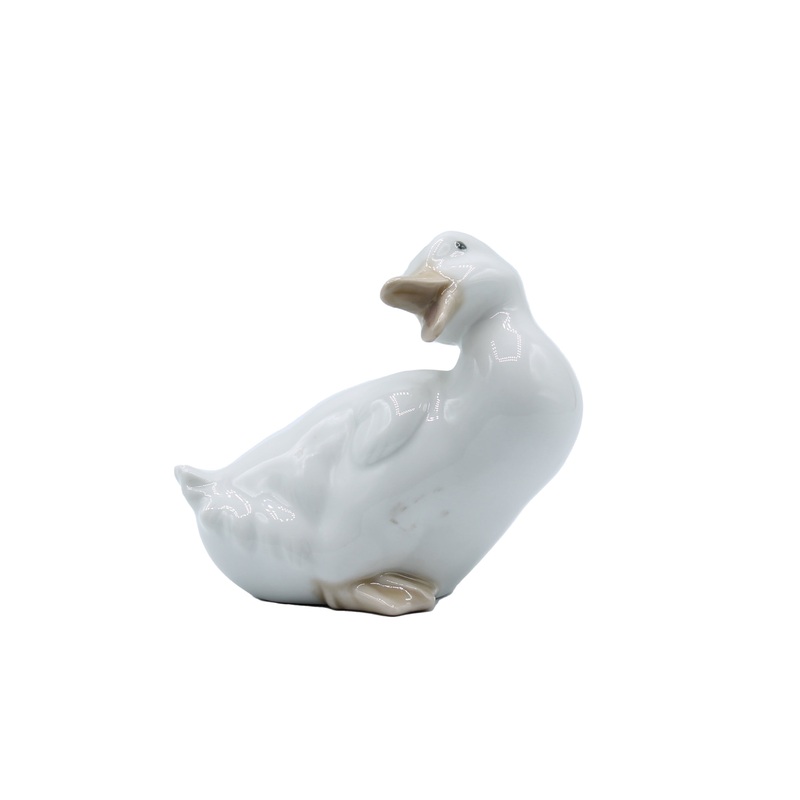 Lladr Figurine: Nao 369 Duck Looking Back
