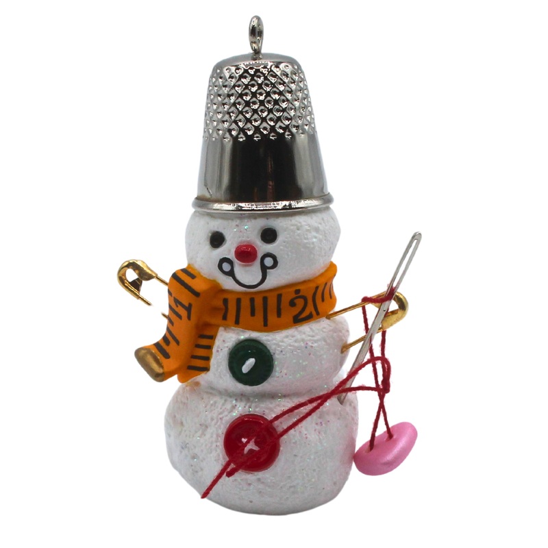 Hallmark Ornament: 1999 Sew Handy | QX6597