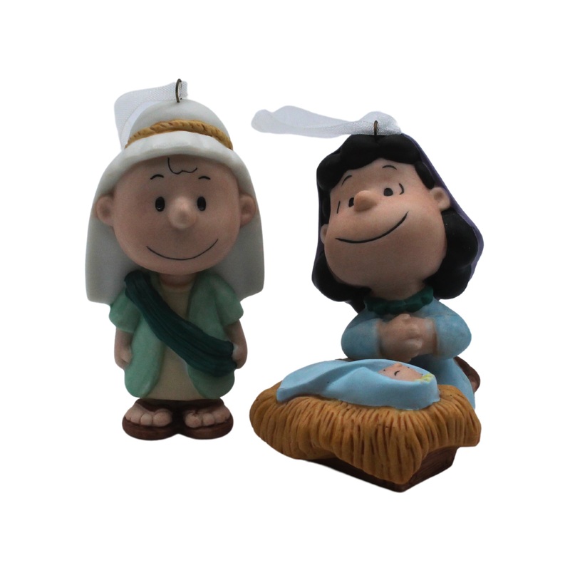 Hallmark Ornament: 2001 Peanuts Pageant | QX2832