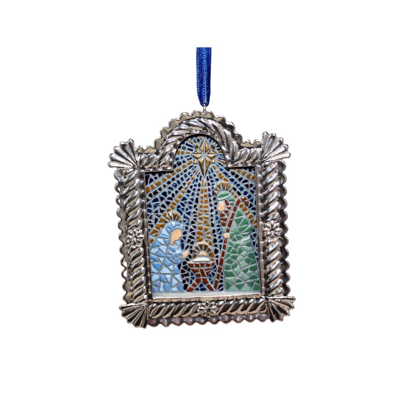 Hallmark Ornament: 2002 Welcoming the Savior | QX8356