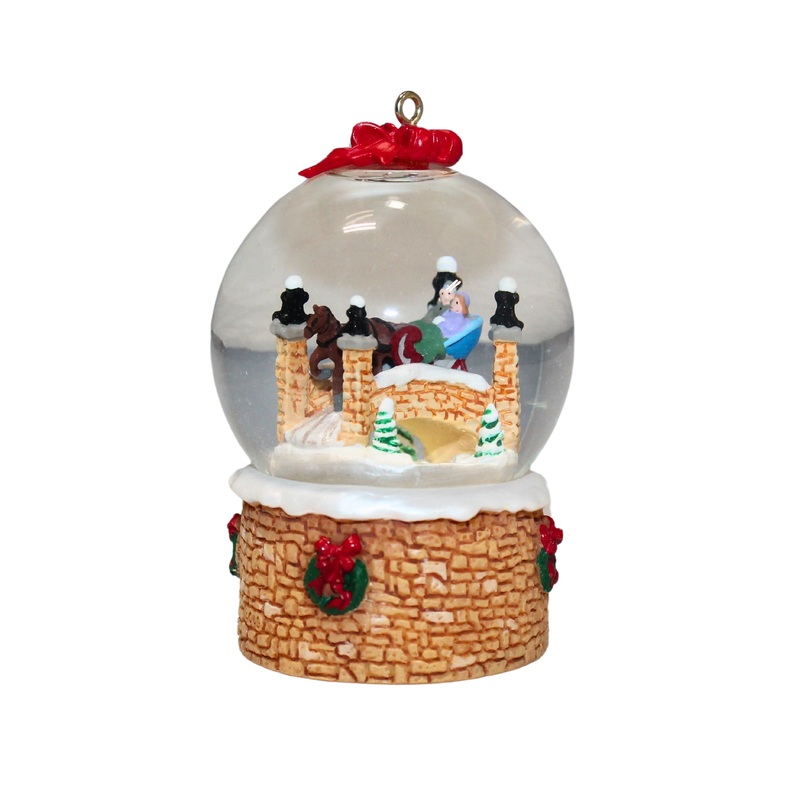 Hallmark Ornament: 2003 Sleigh Ride | QX8207