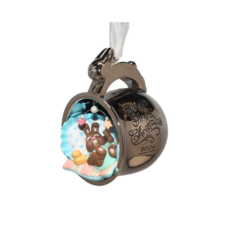 Hallmark Ornament: 2004 Baby's First Christmas | QXG5731