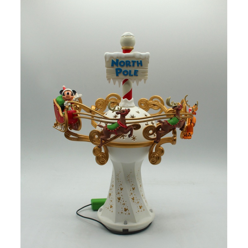 Hallmark: QFM6272 | Oh, What Fun!| Mickey Mouse Tree Topper