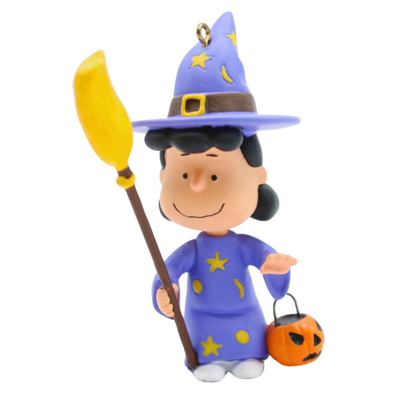 Hallmark Ornament: 2009 Bewitching Lucy | QFO4012