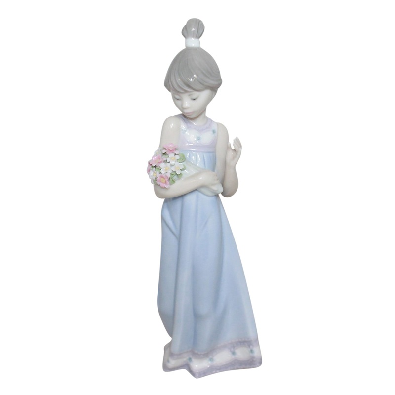 Lladr Figurine: 5604 Spring Token
