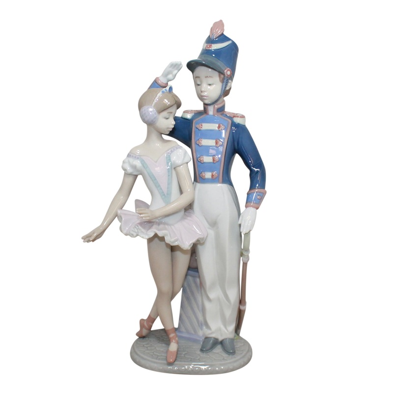 Lladr Figurine: 5935 Nutcracker Suite